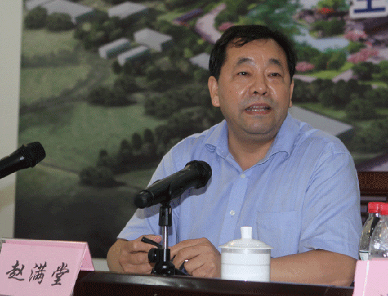 甘肃省委常委、宣传部部长连辑在本公司董事、SG·亚洲胜游集团董事长赵满堂陪同下到SG·亚洲胜游集团北京盛世南宫调研指导工作